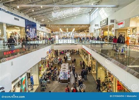 ElizabethMall.
