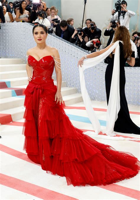 Gala.