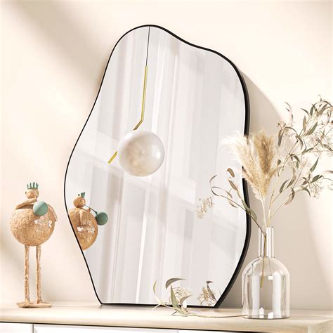Mirror.