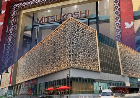 Mitsukoshi.