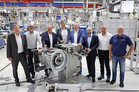 ZF.